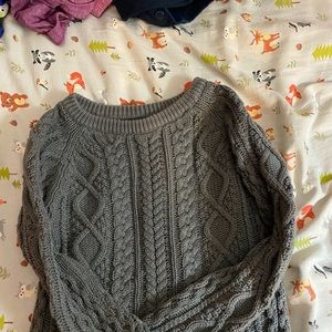 Gap sweater
